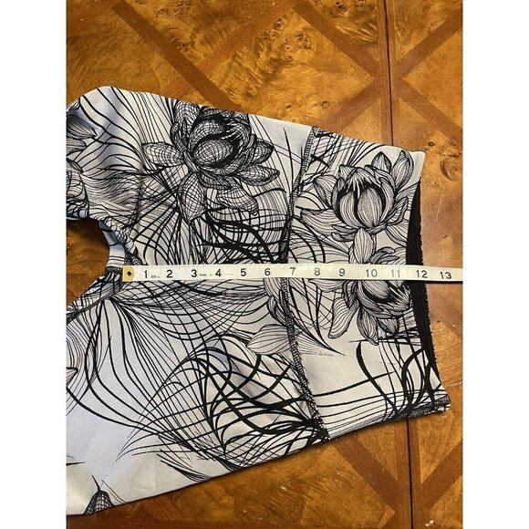 Beyond Yoga Gray Black Lotus Flip it Reverse it Womens Leggings High Rise Size S - Picture 6 of 8